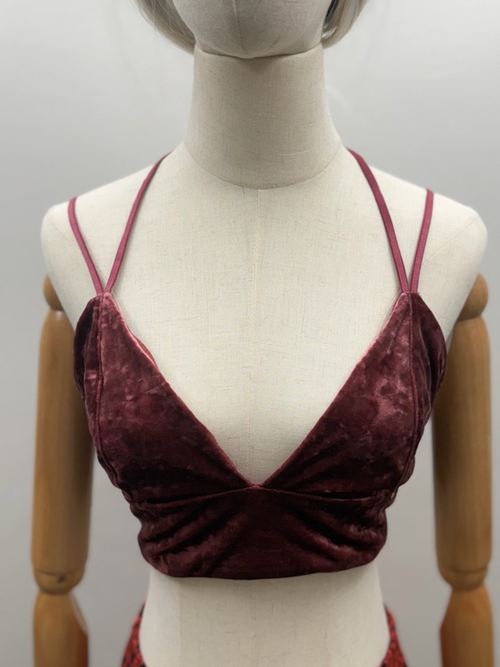 Honey Punch Velvet Bralette Top Women’s Size XS Burgundy Strappy Back Crop Y2K
